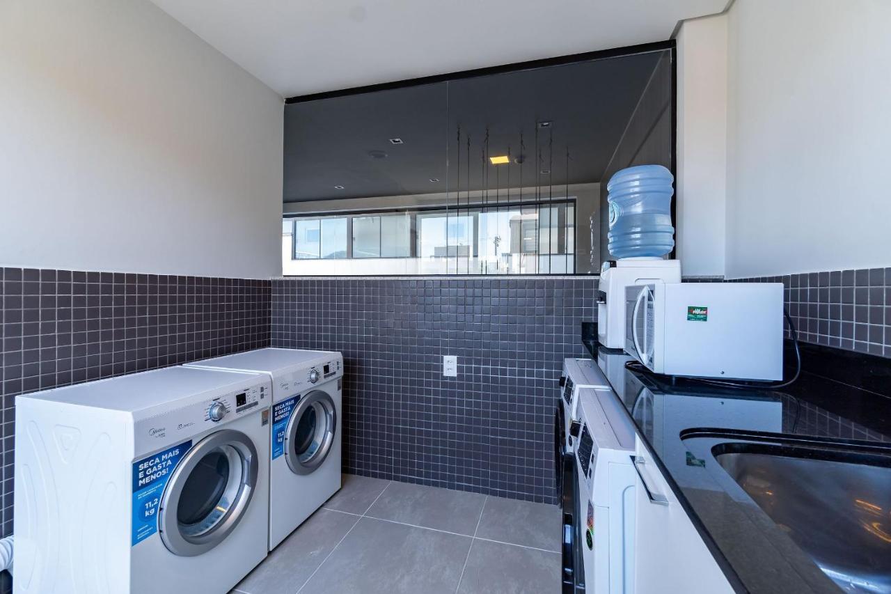 AION suítes 103 - Compacto e luxuoso Loft - Rooftop com piscina e academia - À poucos passos da praia Bombinhas Extérieur photo